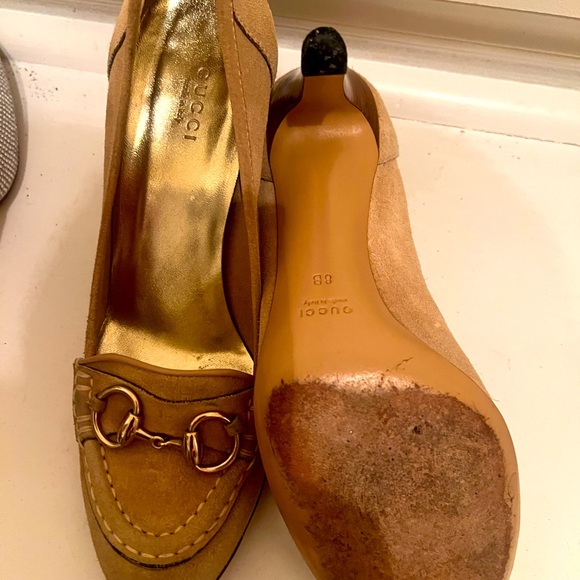 Gucci slide in. Small heel. Worn. Authentic - Picture 3 of 3